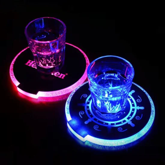 Sottobicchieri LED che cambiano colore illuminati dal design personalizzato